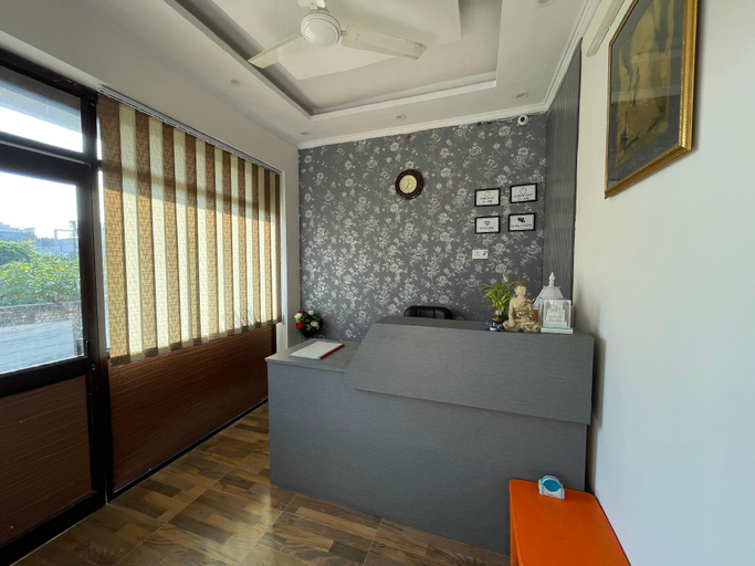 Others 2, Hotel Arrow19, Bareilly