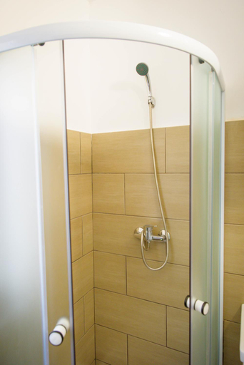 Others 2, Wheelinger Homestay, Pauleni-ciuc