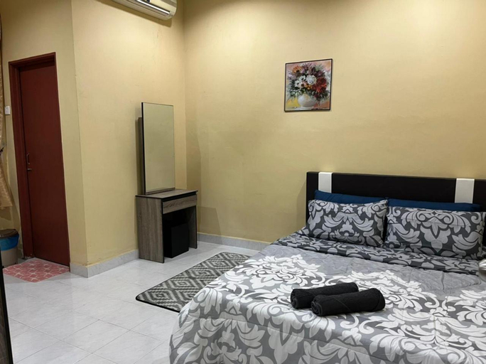 Bedroom 2, warisan gp homestay, Kuala Terengganu