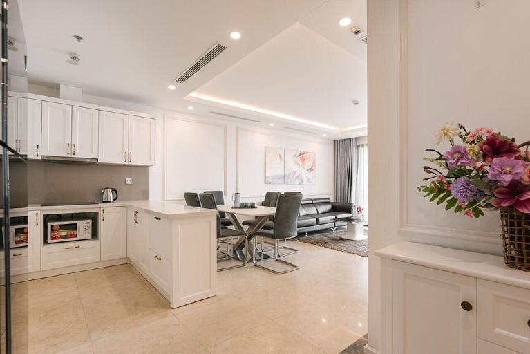 Dining Room 10