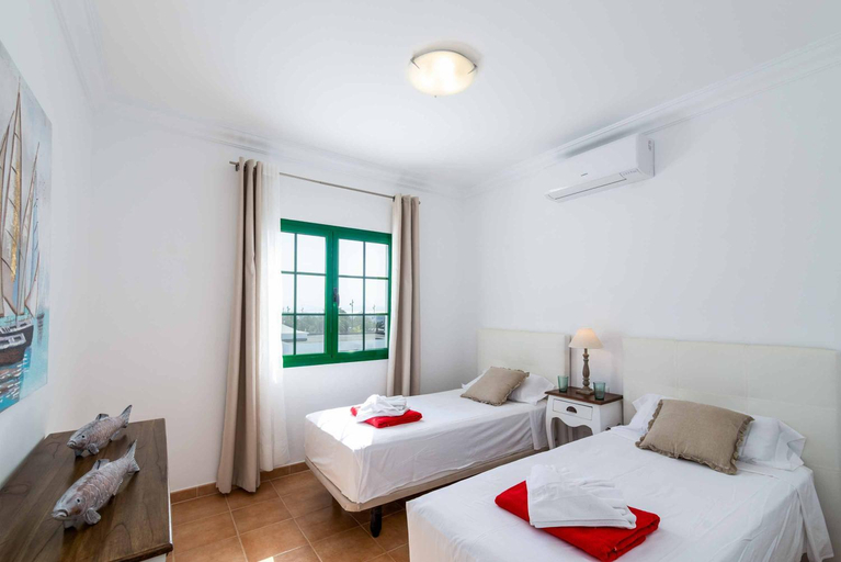 Others 5, Villa Salema, Las Palmas