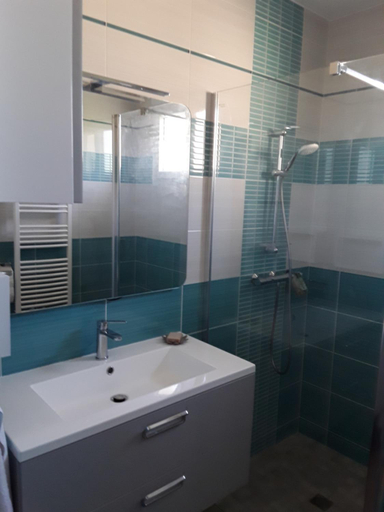 Others 4, Petite suite sympa Avoine, Indre-et-Loire