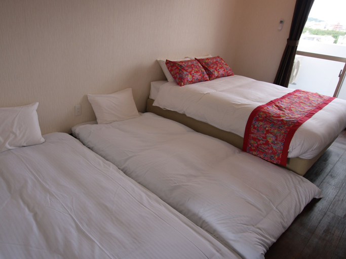 Bedroom 2, AMAWARI HOTEL, Uruma