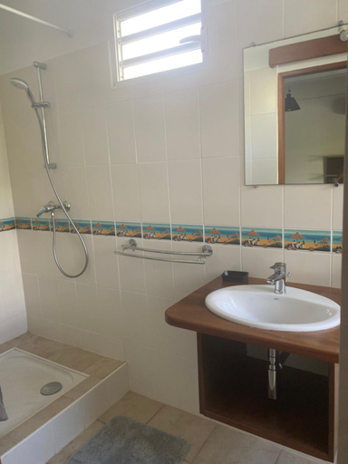 Bathroom 4, VILLA DAJA, Le Gosier