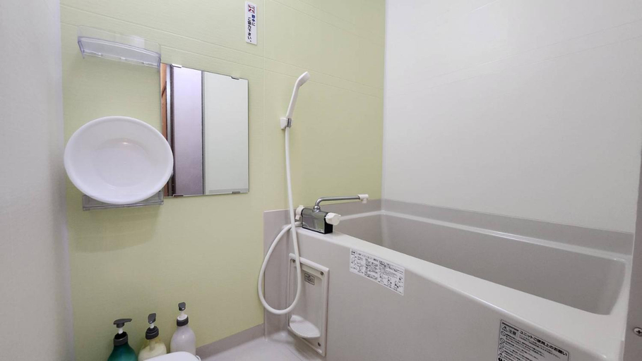 Bathroom 1, Nagahigawa, Miyazaki