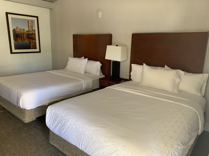 Bedroom 3, Super 8 by Wyndham San Jose Airport, Santa Clara