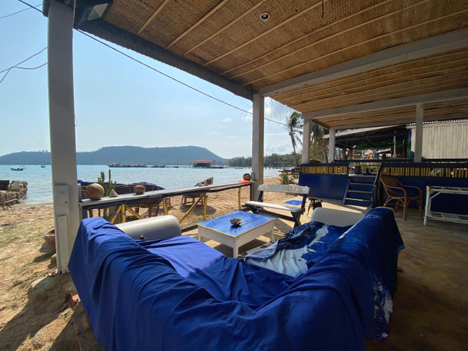 Others 4, CocoHuts, Sihanoukville