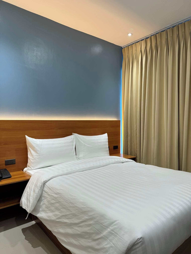 Bedroom 4, Estela's Hotel and Event Center, Tanauan City