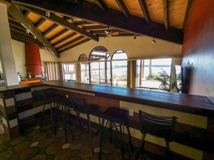 Food & Drinks 4, Playa Plateada Beach Housing, Ensenada