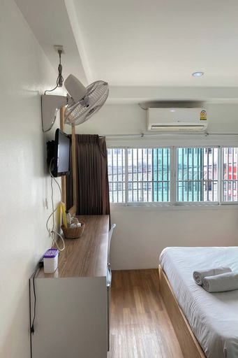 Bedroom 26