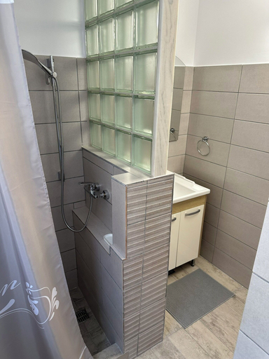Bathroom 3, Serenity Apartments and Studios, Tuzla