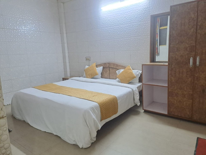 Bedroom 3, Goroomgo Mangalam Inn Lucknow, Lucknow