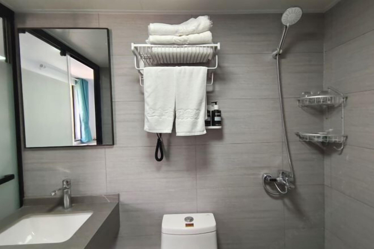 Bathroom 3, Anqing No.1 Pier Hotel, Anqing