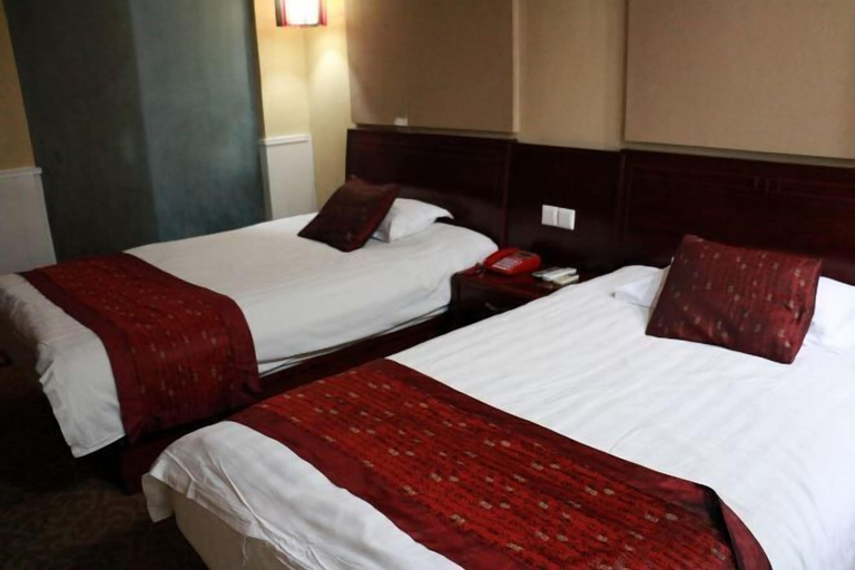 Bedroom 3, Hai Lun Hotel, Zhoushan