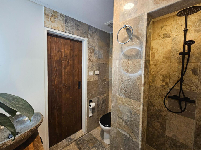 Bathroom 4, Beautiful holiday home with spacious garden, Barneveld