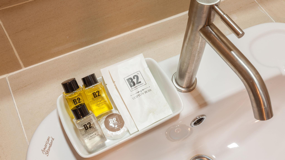 Bathroom 4