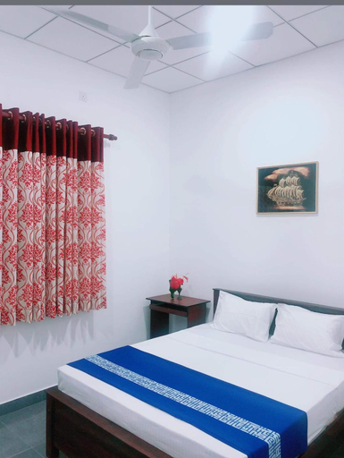 Bedroom 2, lake side resort, Habaraduwa