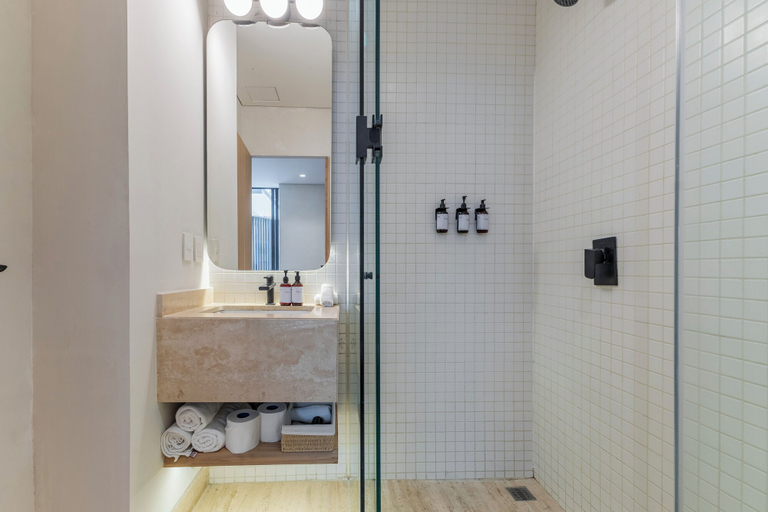 Bathroom 4, Casa Calderon by Capitalia, Mexico City