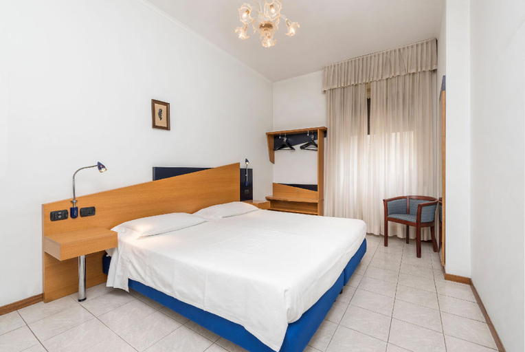 Bedroom 16
