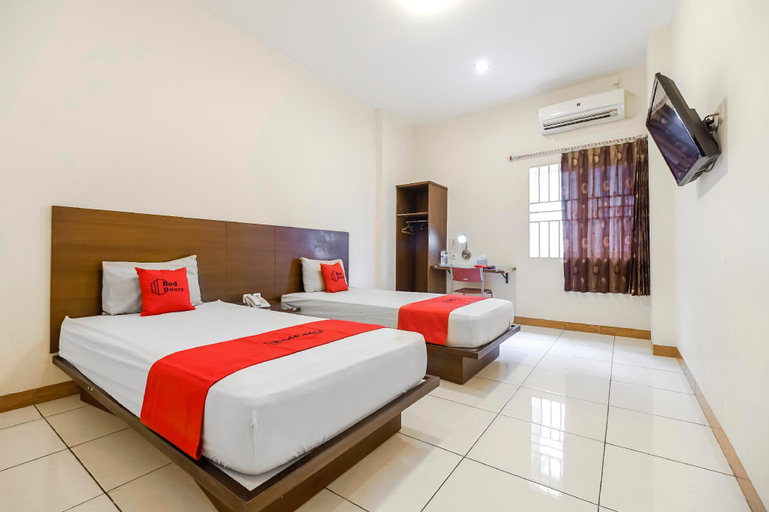 Bedroom 8