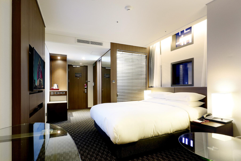 Bedroom 21