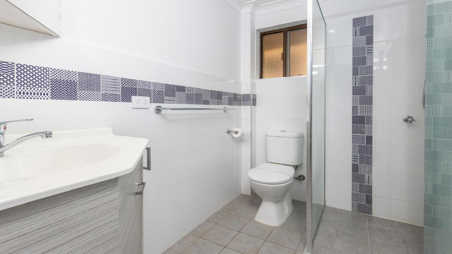 Bathroom 3, Seadrift Unit 2, Clarence Valley- Coast