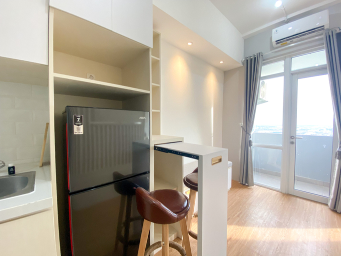 Others 4, Homey and Elegant Studio Vasanta Innopark Apartment By Travelio, Cikarang