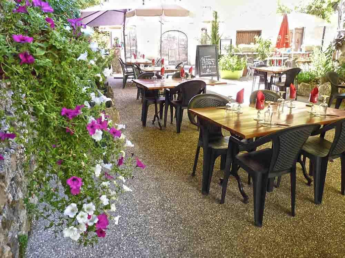Food & Drinks 5, Hotel Restaurant des Voyageurs, Aveyron
