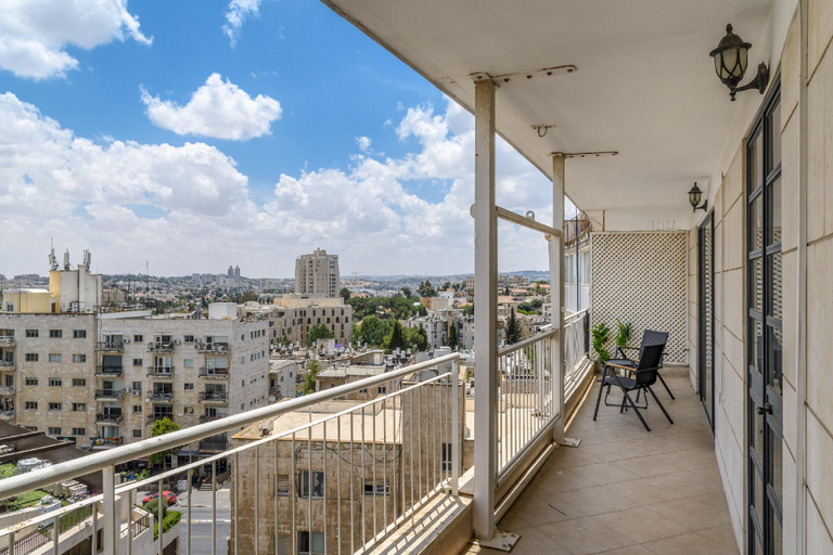 Others 4, Full Option 3BR next King David