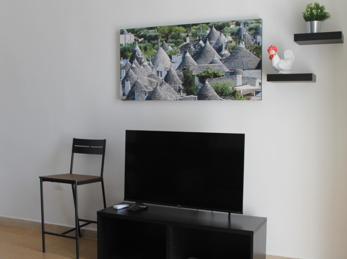 Others 2, M&M Apartment, Bari