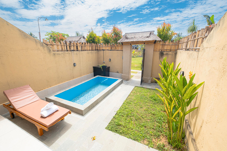 Swimming Pool 21