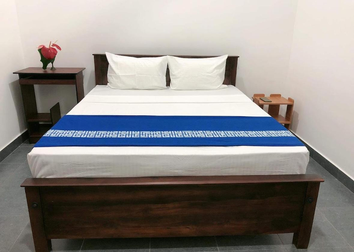 Bedroom 4, lake side resort, Habaraduwa