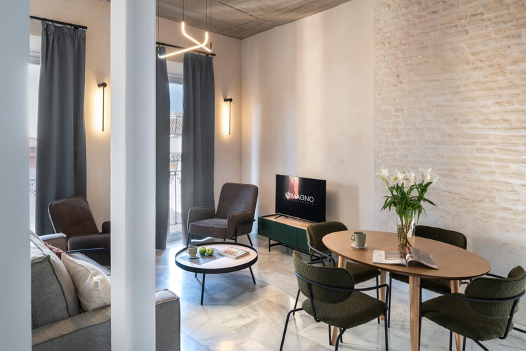 Others 3, Magno Apartments San Gil - Shared Jacuzzi, Sevilla