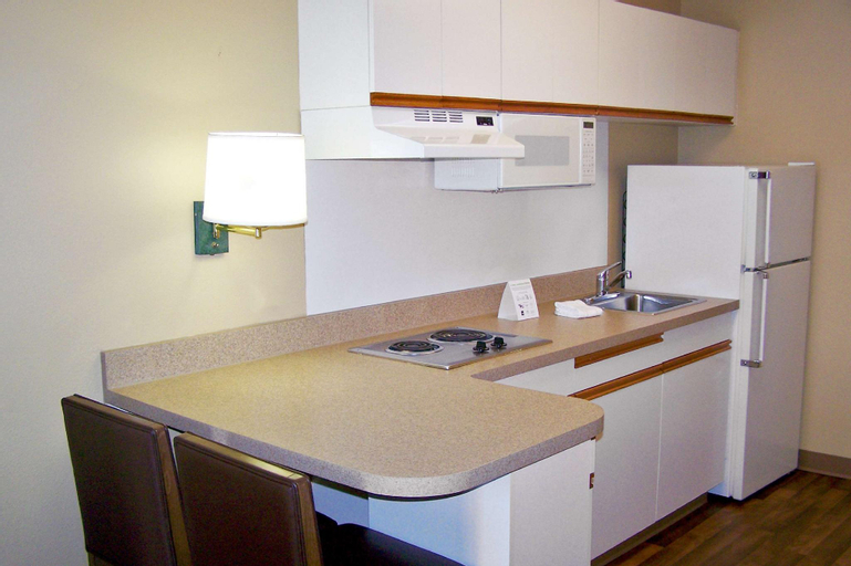 Dining Room 25