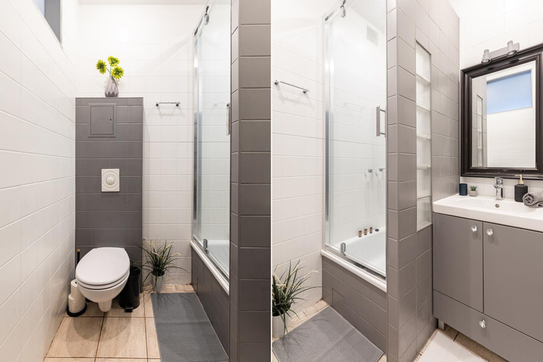 Bathroom 2, SuperApart Lewartowskiego 10, Warsaw