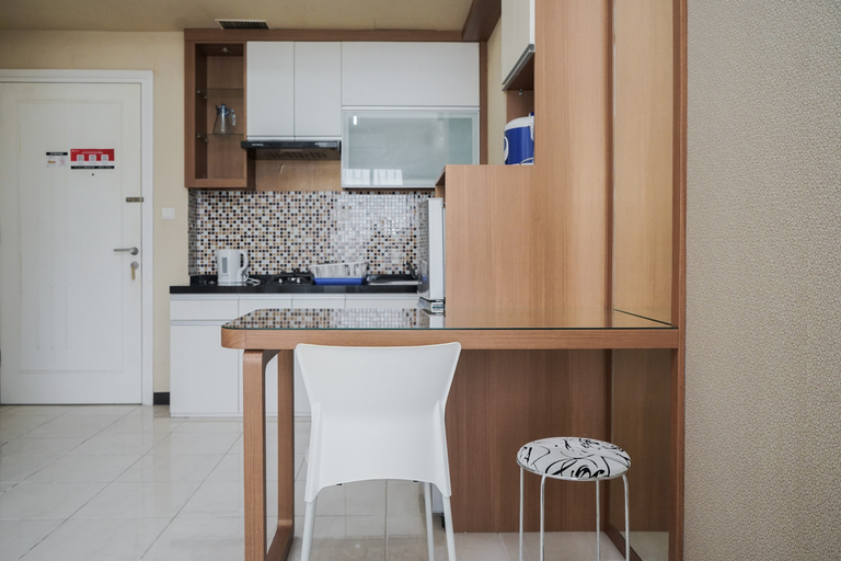 Others 2, Comfortable and Homey 1BR Apartment at Silkwood Residences By Travelio, Tangerang