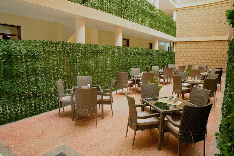 Food & Drinks, Oloiparak Hotel, Narok East