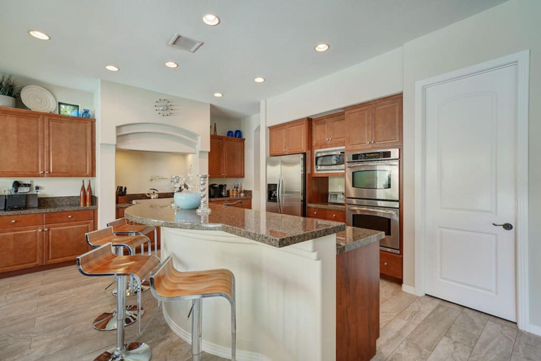 Others 5, Summer Early Late Access Private Pool Spa, Riverside