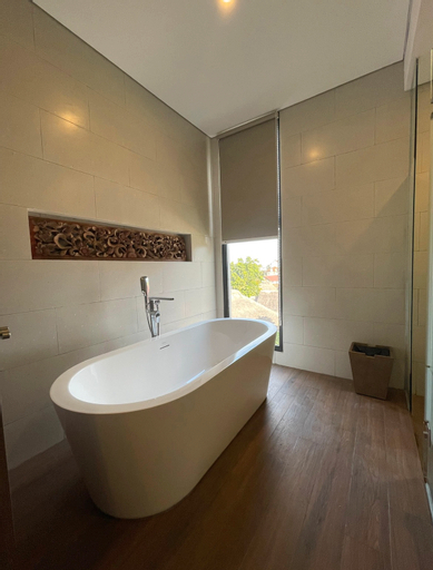 Bathroom 5