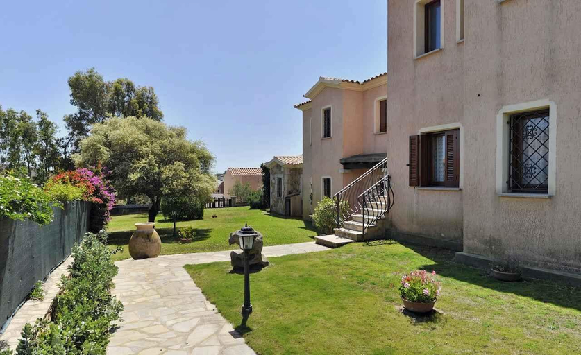 Exterior & Views 4, Ferienhaus Zweizimmerwohnung mit Wlan, Nuoro