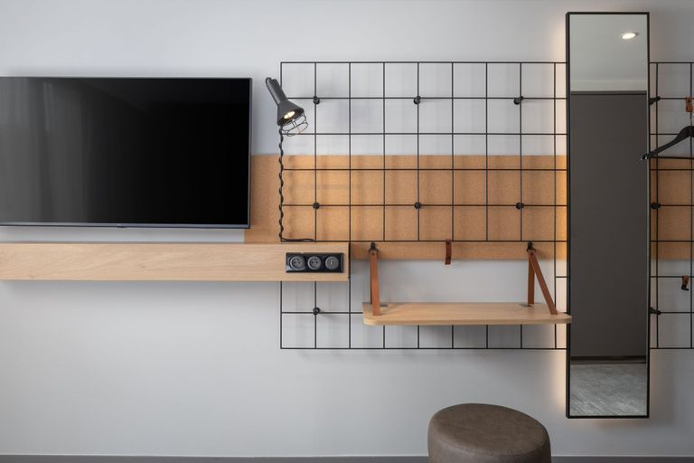 Bathroom 5, Moxy Paris Clamart, Hauts-de-Seine
