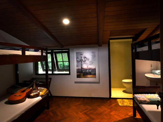 Others 5, Pinehill Holiday Home, Malang