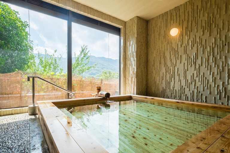 Others 2, Yugawara Onsen Apolosou, Yugawara