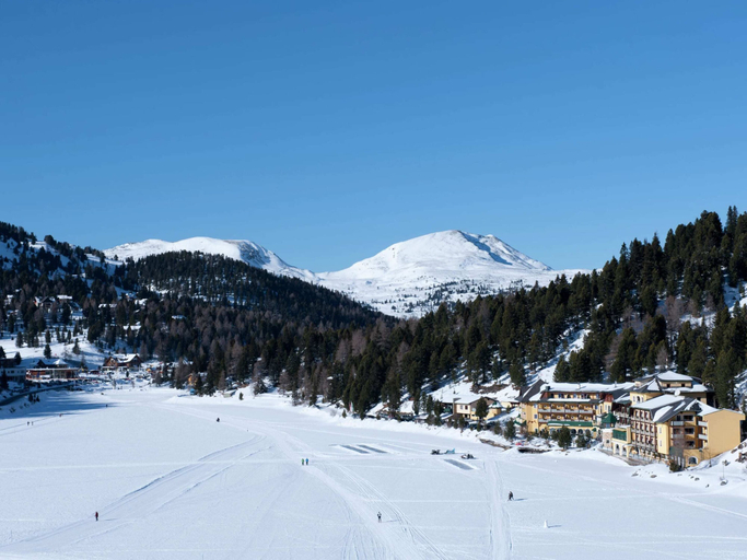 Others 4, Chalet in Turracherhohe near Ski Slopes, Murau