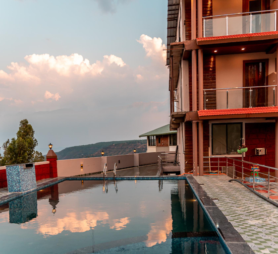 Sport & Beauty 4, Seven Days Resort and Spa, Satara