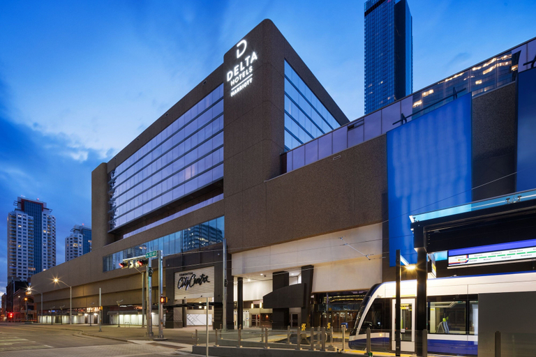 Exterior & Views 2, Delta Hotels by Marriott Edmonton Centre Suites, Division No. 11