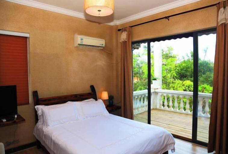 Bedroom 3, Olive Tree Coffee Inn, Haikou