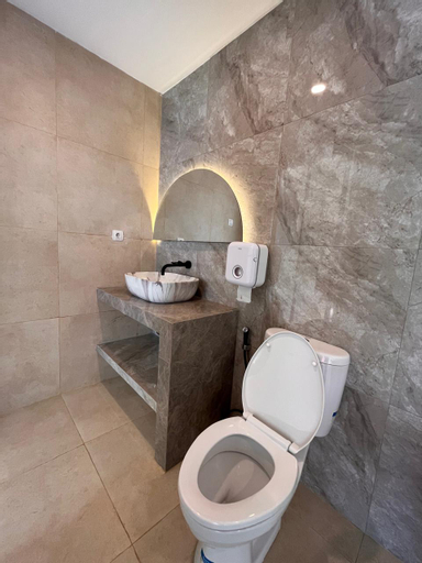 Bathroom 3