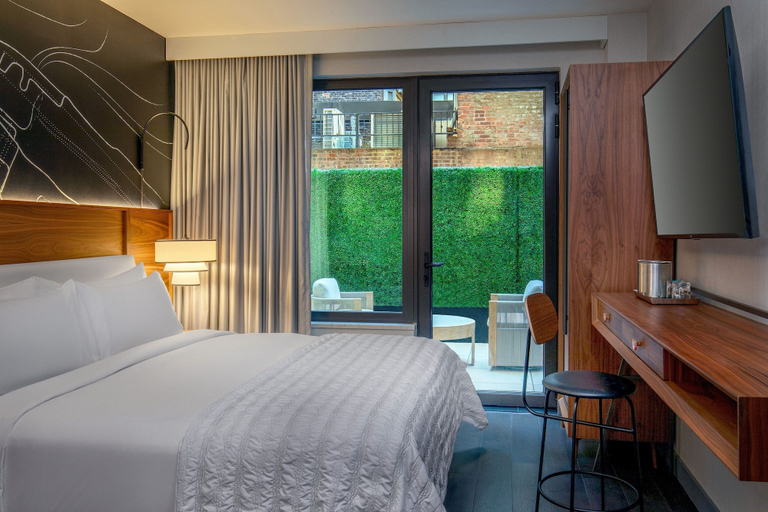 Bedroom 2, Le Meridien New York, Fifth Avenue, New York