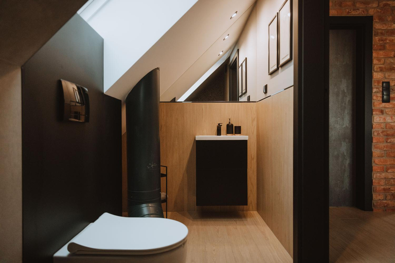 Bathroom 3, Enklawa, Kościerzyna